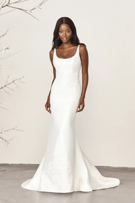 Modelo 44387 · vestido de novia