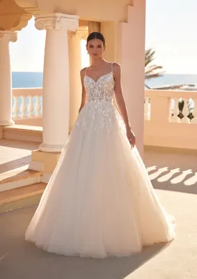 Lydney · vestido de novia