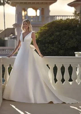 FAUSTINE · vestido de novia