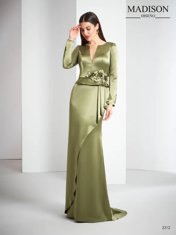 Modelo 2312 · vestido de madrina
