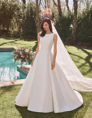 Sunita · vestido de novia